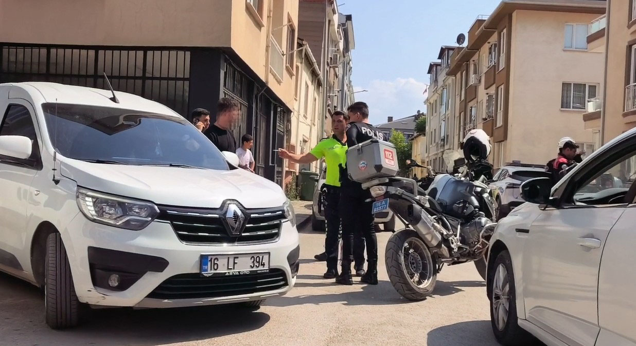 Bursa'da polisten kaçan motosiklet sürücüsüne rekor ceza 4 polisten kacan motosiklet surucusune 469 bin tl ceza f81f8441474e