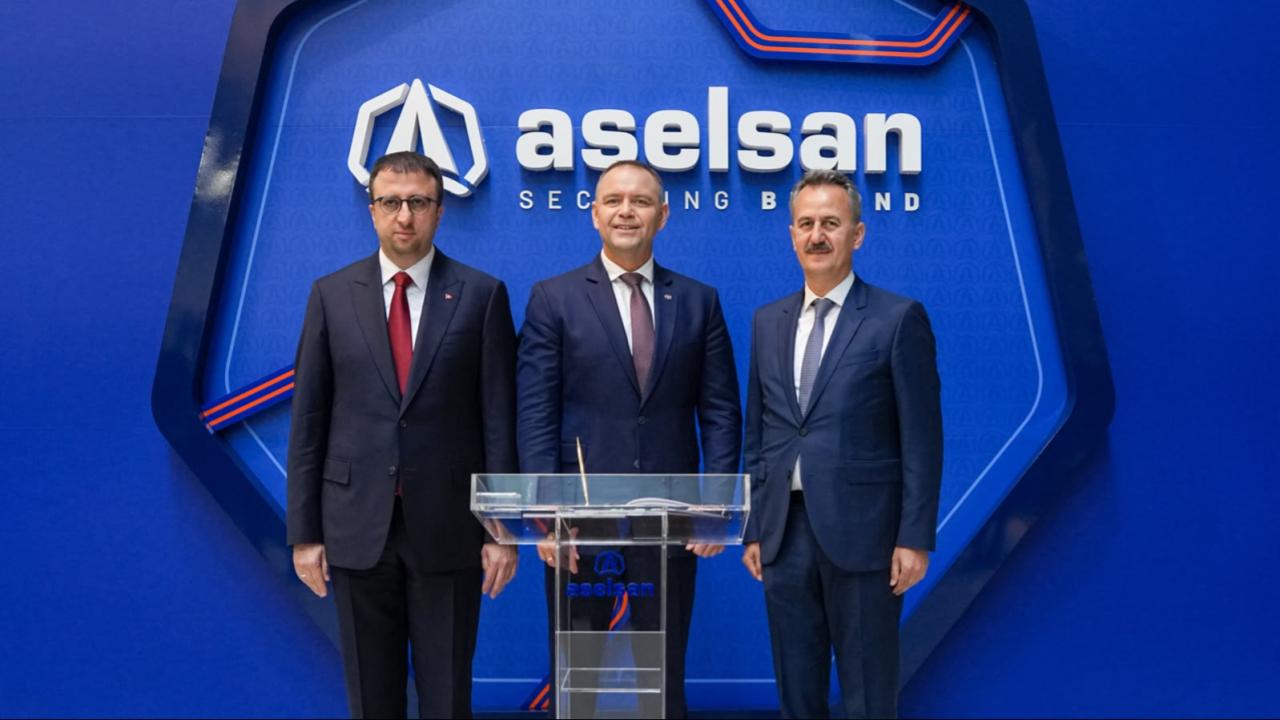 Polonya Cumhurbaşkanı Navrocki'den ASELSAN'a ziyaret 1 polonya cumhurbaskani navrocki aselsani ziyaret etti 59a8c9fd2ce3