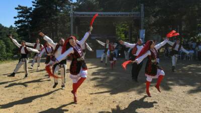 Osmangazi Belediye Başkanı Erkan Aydın, Rumeli Dernekleri Federasyonu (RUMELİFED) tarafından