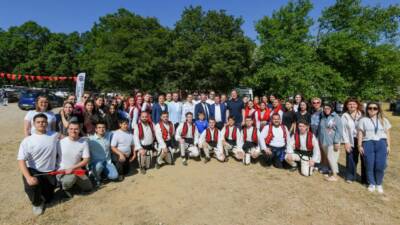 Osmangazi Belediye Başkanı Erkan Aydın, Rumeli Dernekleri Federasyonu (RUMELİFED) tarafından