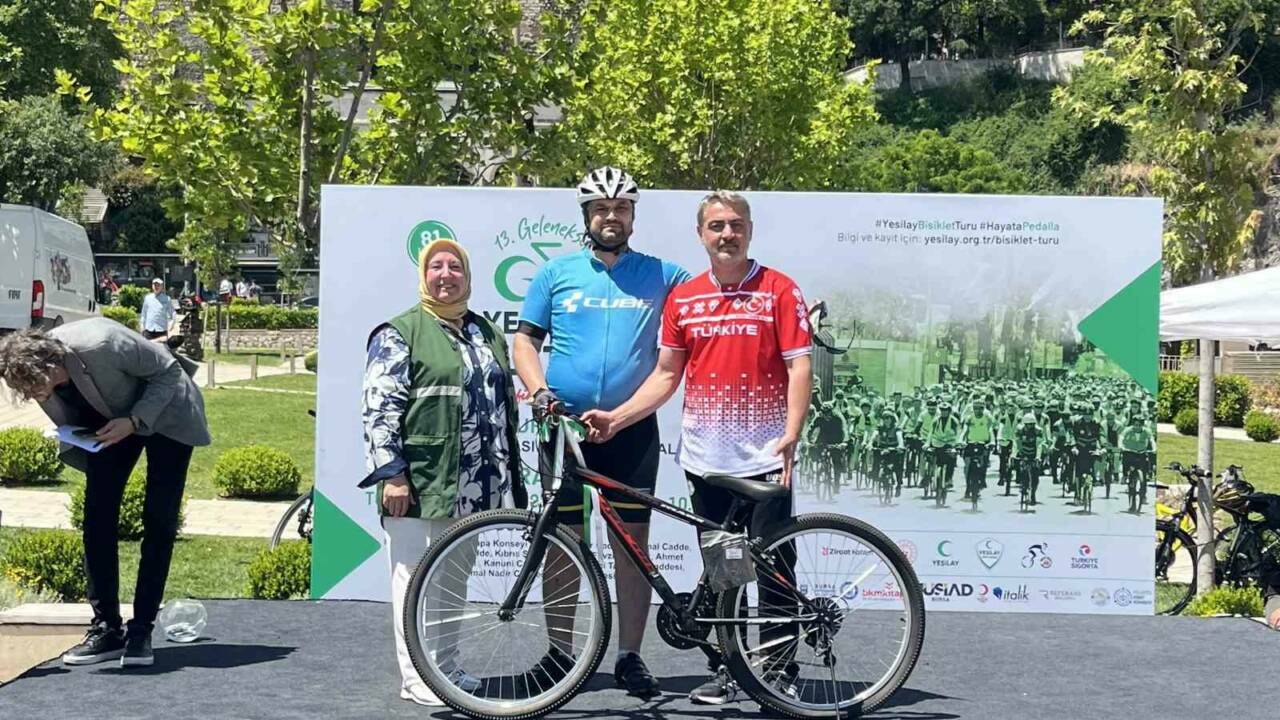 Bursa'da sağlıklı hayat için pedal çevirdiler 1 saglikli hayat icin pedal cevirdiler 09fcee11d804