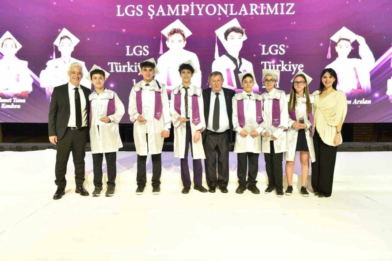 sahinkayada mezuniyet coskusu ve lgs gururu bir arada yasandi b35e74bfbcae