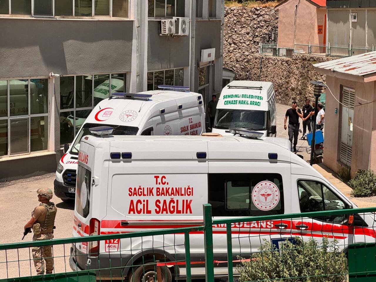 silahla kayinpederinin evini basti 4 olu 2 00184c0b4876