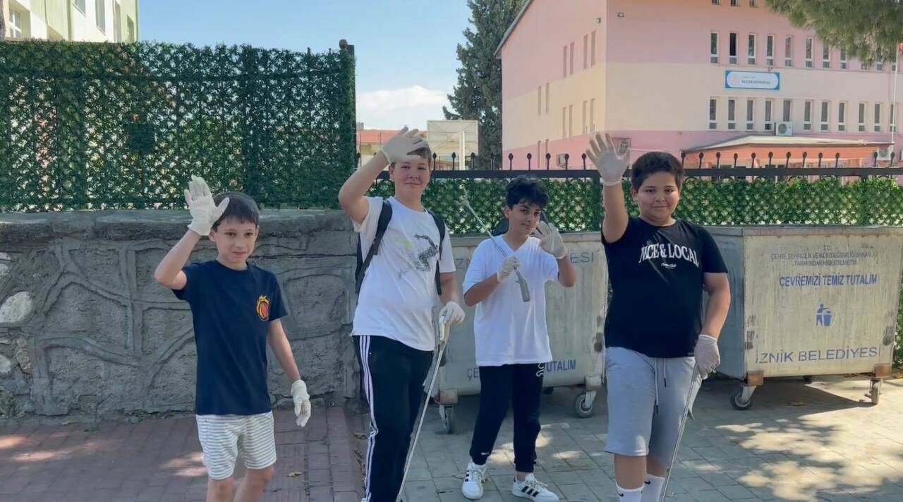 Sosyal medyada gördü, hemen harekete geçti! Bursalı Çınar ve arkadaşları... 2 sosyal medyada gordu hemen harekete gecti bursali cinar ve arkadaslari 3388544fa9e3