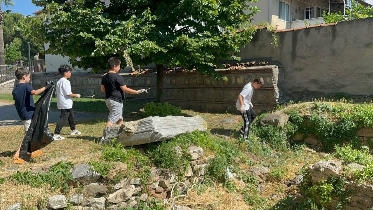 Sosyal medyada gördü, hemen harekete geçti! Bursalı Çınar ve arkadaşları... 3 sosyal medyada gordu hemen harekete gecti bursali cinar ve arkadaslari eaea5503795c