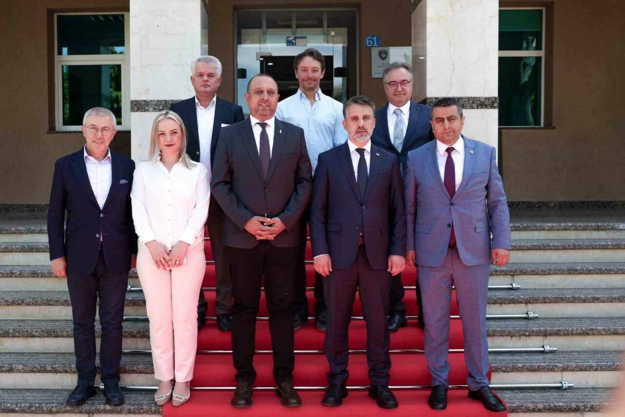 Sultan 1. Murad Han Kosova’daki kabrinde anıldı 4 sultan 1 murad han kosovadaki kabrinde anildi b90f5ab0211e