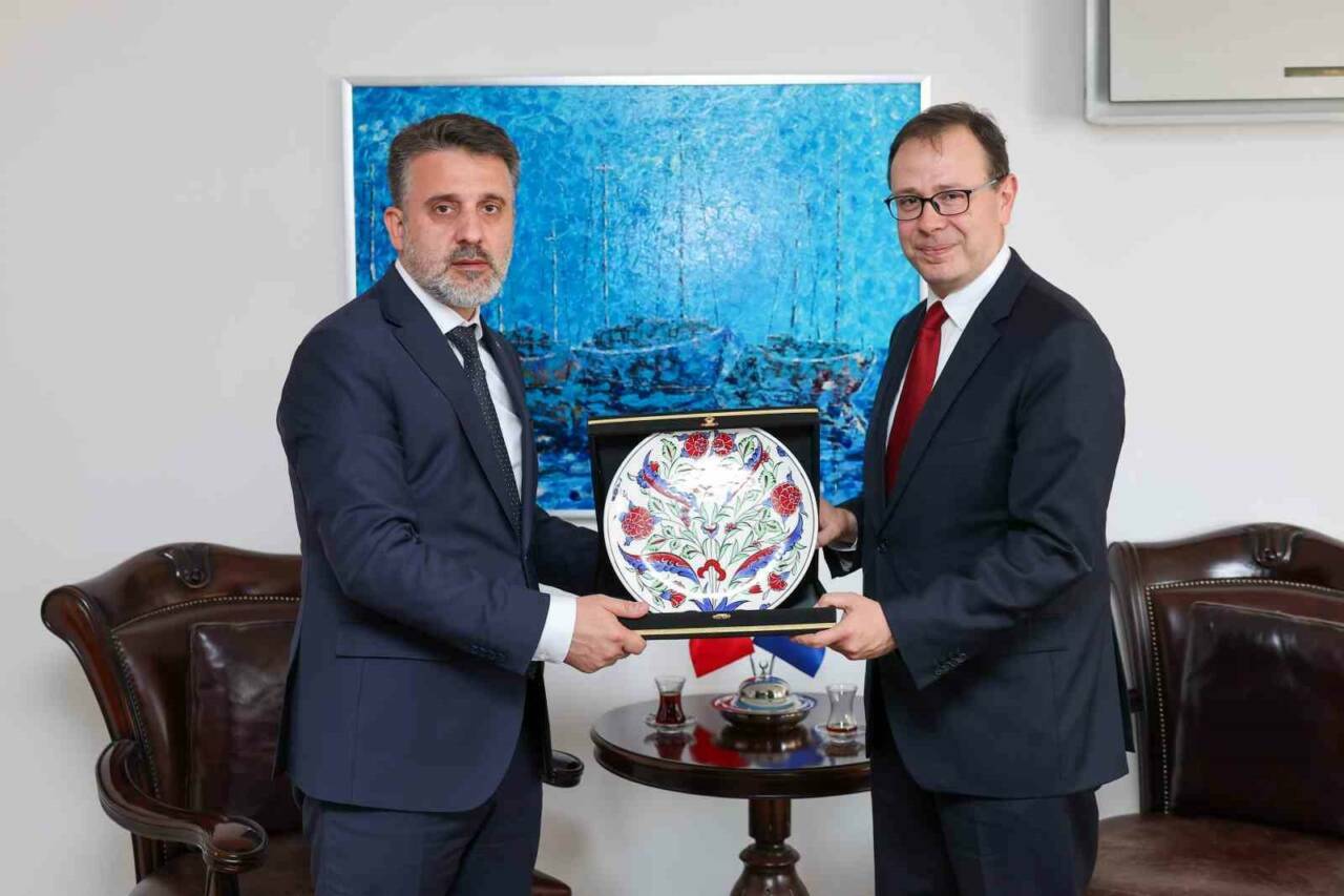 Sultan 1. Murad Han Kosova’daki kabrinde anıldı 1 sultan 1 murad han kosovadaki kabrinde anildi de7893d78235