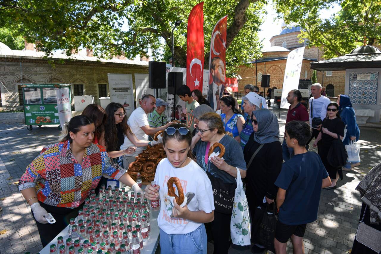Bursa’da Tanpınar ruhu yeniden canlandı 14 Bursa’da Tanpınar Ruhu Yeniden Canlandı