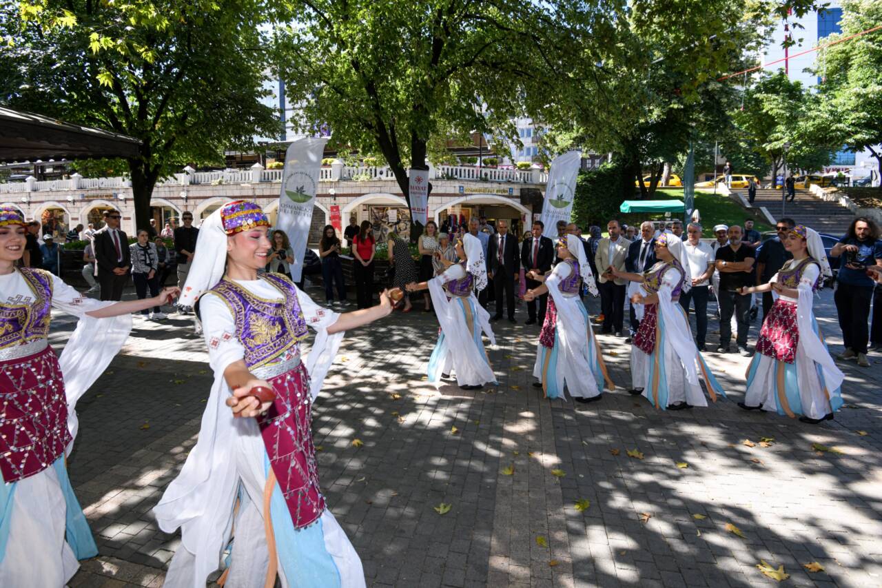 Bursa’da Tanpınar ruhu yeniden canlandı 6 Bursa’da Tanpınar Ruhu Yeniden Canlandı
