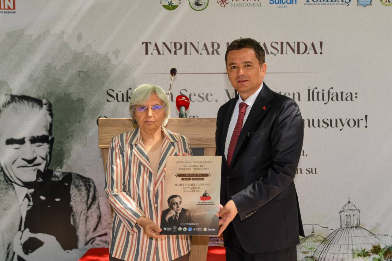Bursa’da Tanpınar ruhu yeniden canlandı 7 Bursa’da Tanpınar Ruhu Yeniden Canlandı