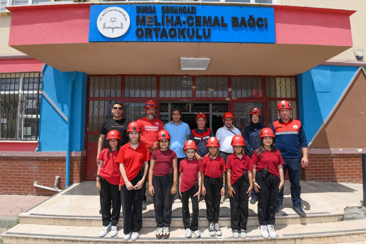 Bursa'da gerçeğini aratmayan tatbikat! 12 Bursa'da gerçeğini aratmayan tatbikat!