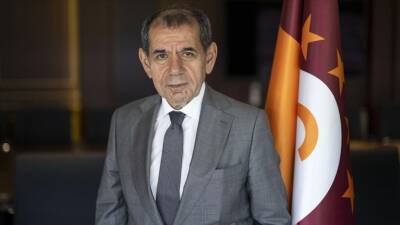 Galatasaray Kulübü Başkanı Dursun Özbek, sarı-kırmızılı camianın ortak gücüyle çok