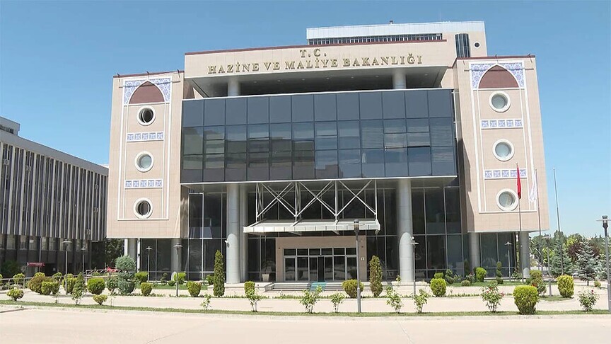 Suç gelirleriyle mücadele kapsamında yükümlü kuruluşlar, Türk uyruklu olmayan kişilerin