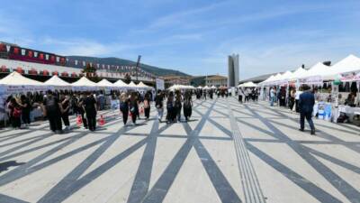 Osmangazi Belediyesi’nin katkılarıyla gerçekleştirilen TÜBİTAK 4006-C Bilim Fuarı Festivali, Osmangazi