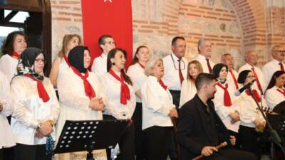 Türk Halk Müziği Topluluğu’ndan Dönem Sonu Konseri Osmangazi Belediyesi Türk
