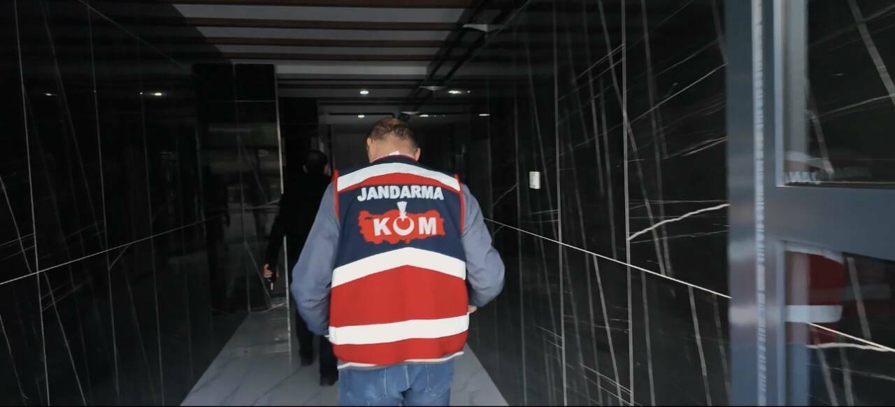 uyusturucu gelirlerini aklayan sebekeye operasyon dev varliga el konuldu a6baa42b3f29