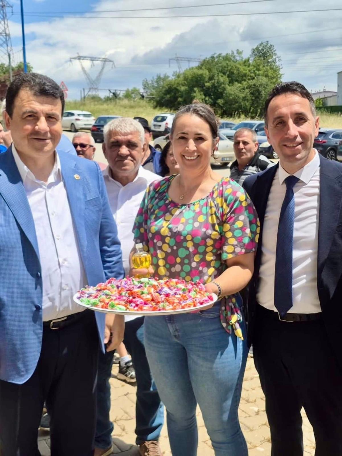 Bursa'da Koşukavaklılar bayram sofrasında buluştu 4 whatsapp image 2026 06 01 at 120627