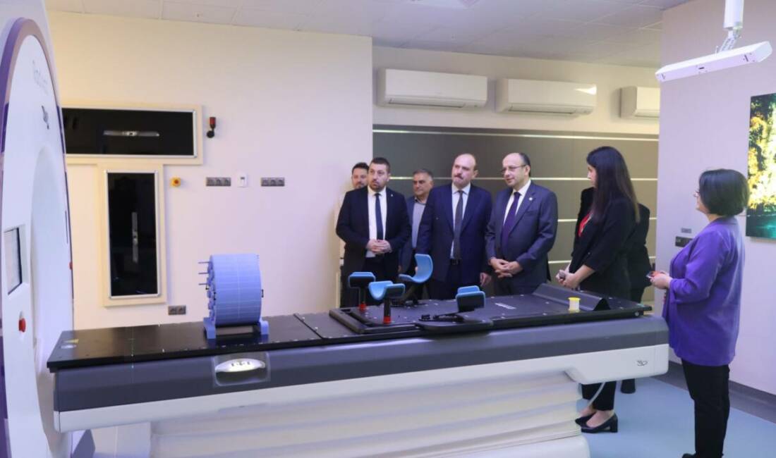 Bursa Şehir Hastanesi’nde kanser tedavisinde yeni dönem Bursa Şehir Hastanesi’nde klasik radyoterapi yöntemleriyle tedavisi oldukça güç olan