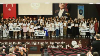 Salih Şeremet Ortaokulu koordinatörlüğünde bu yıl ikincisi gerçekleştirilen 'Altın Baykuş