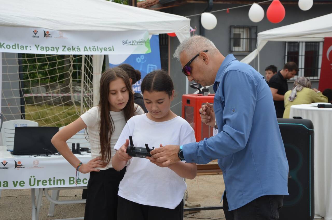 Bursa'da köy okulunda bilim buluşması! 38 whatsapp image 2026 06 22 at 102453