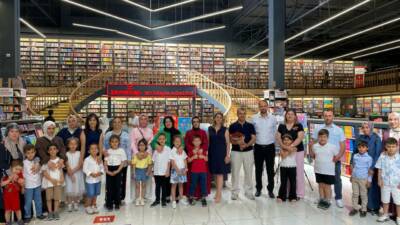 Kırcılar İlkokulu 1/A sınıfı öğrencilerinin yıl boyunca hazırladığı resimler, düzenlenen