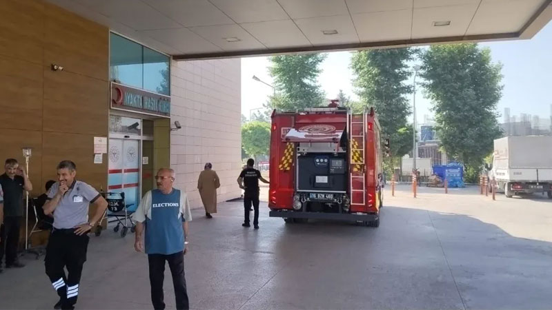 Bursa'da İnegöl Devlet Hastanesi'nde elektrik panosunda çıkan yangın kısa süreli