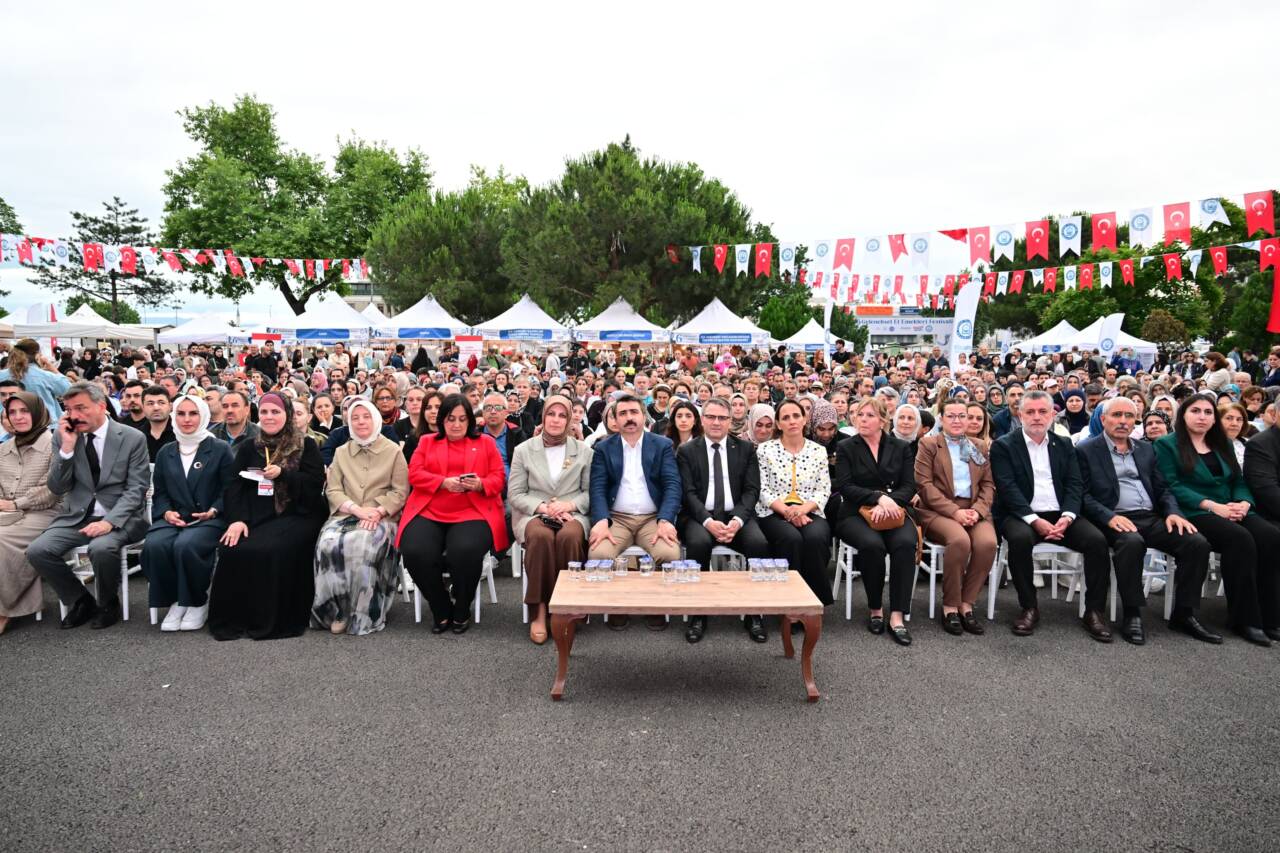 Bursa'da kadın emeği festivalle taçlandı 9 Kadın emeği Bursa'da festivalle taçlandı