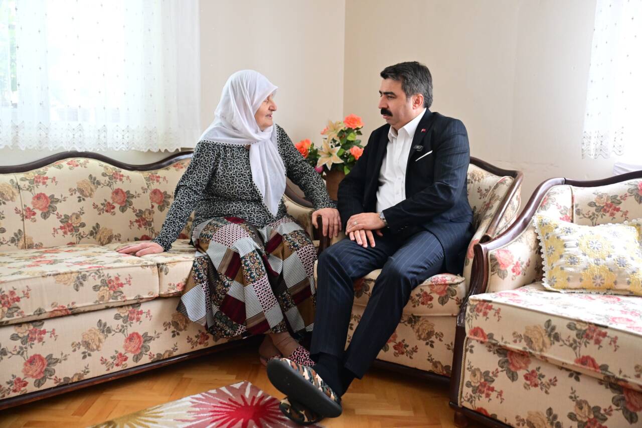 Fwd: [ BASIN BÜLTENİ- FOTOĞRAFLI ] YILDIRIM'DA GÖNÜL BELEDİYECİLİĞİ