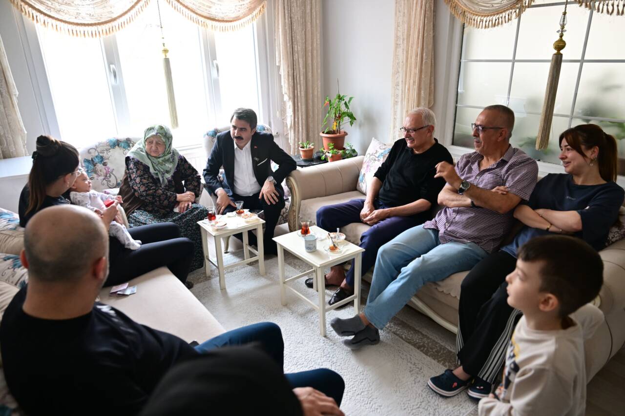 Fwd: [ BASIN BÜLTENİ- FOTOĞRAFLI ] YILDIRIM'DA GÖNÜL BELEDİYECİLİĞİ