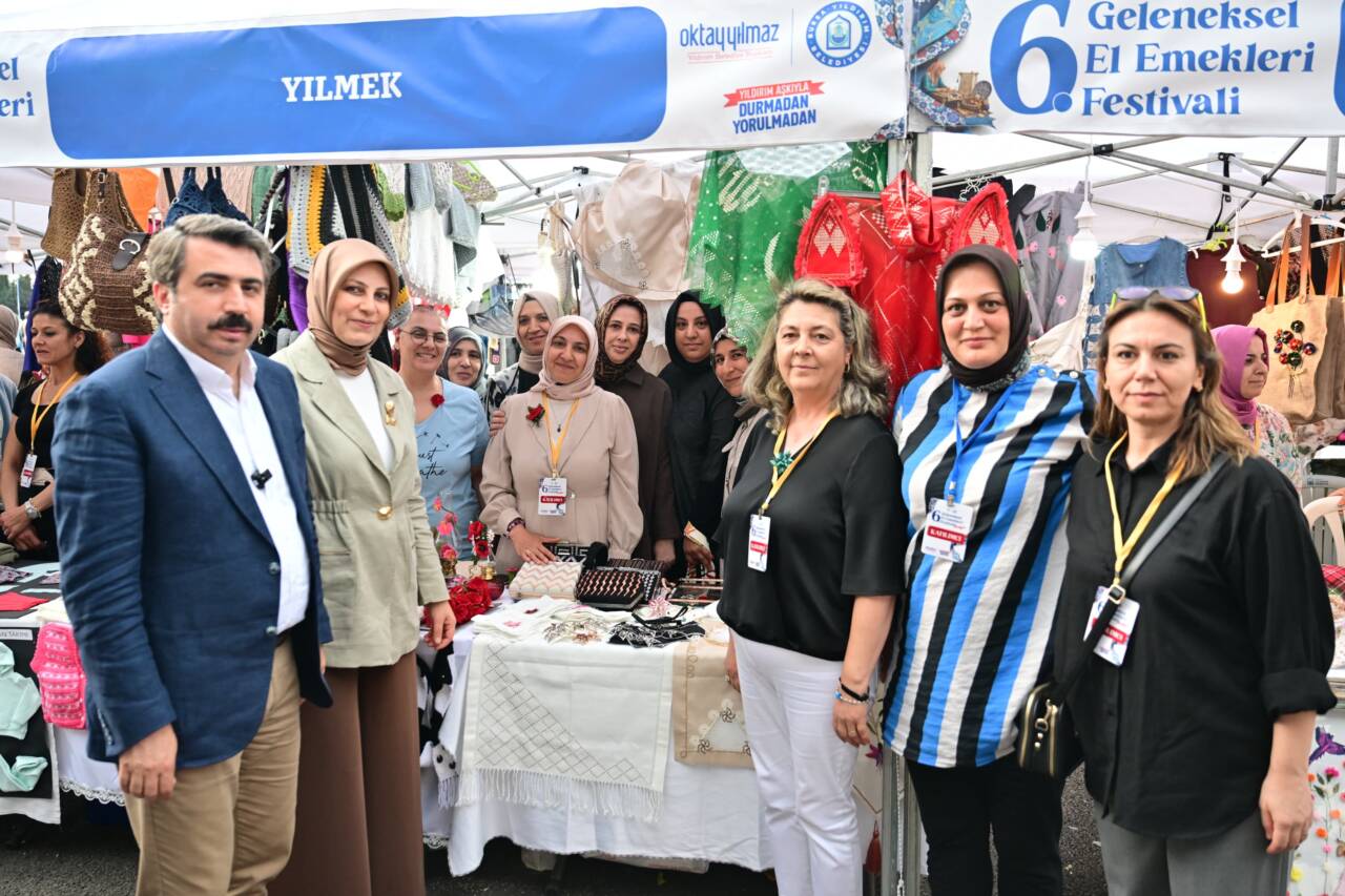 Bursa'da kadın emeği festivalle taçlandı 12 Kadın emeği Bursa'da festivalle taçlandı