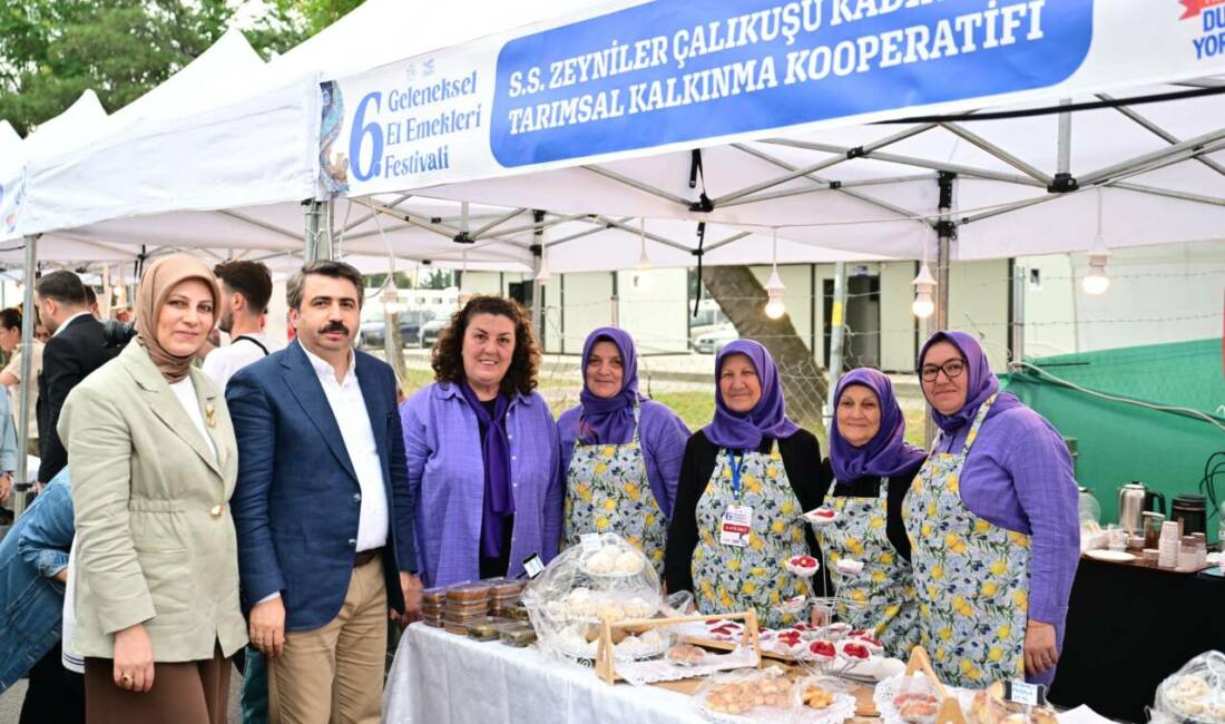 Bursa’da kadın emeği festivalle taçlandı Yıldırım Belediyesi tarafından geleneksel hale getirilen El Emekleri Festivali, 2