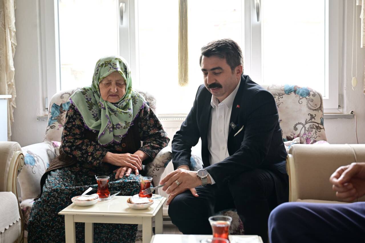 Fwd: [ BASIN BÜLTENİ- FOTOĞRAFLI ] YILDIRIM'DA GÖNÜL BELEDİYECİLİĞİ