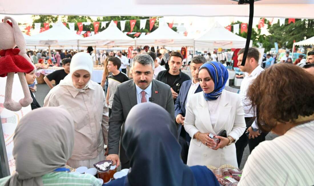 Bursa’da yüzlerce el emeği görücüye çıkıyor! Yıldırım Belediyesi tarafından geleneksel hale getirilen El Emekleri Festivali’nin altıncısı,