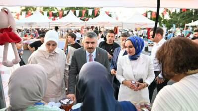 Yıldırım Belediyesi tarafından geleneksel hale getirilen El Emekleri Festivali’nin altıncısı,