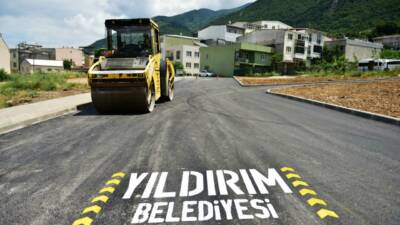 Yıldırım Belediyesi, bir taraftan Bursa’nın en büyük kentsel dönüşüm hamlesini