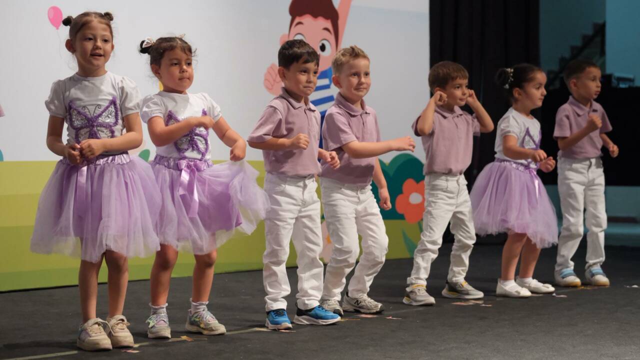 Bursa Yıldırım’da miniklerin mezuniyet coşkusu 5 Yıldırım’da miniklerin mezuniyet coşkusu