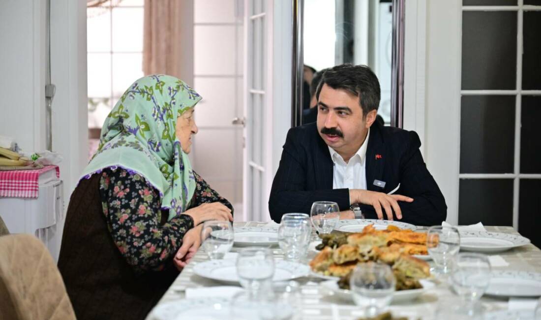 Bursa’da Başkan Yılmaz’dan vatandaşa gönül köprüsü Yıldırım’ı ortak akıl, istişare kültürü ve katılımcı belediyecilik anlayışıyla yöneten