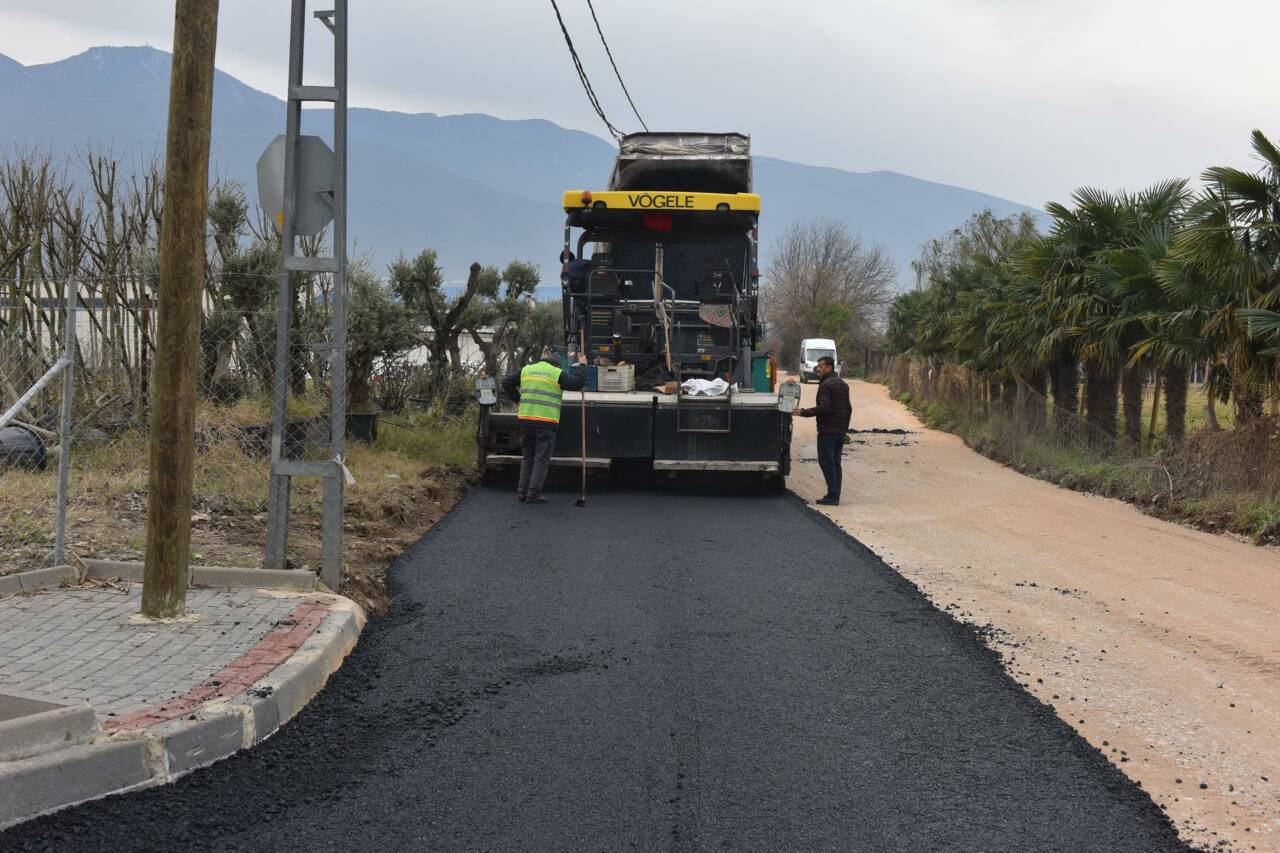 Bursa'da yollar yenileniyor! 5 Bursa'da yollar yenileniyor