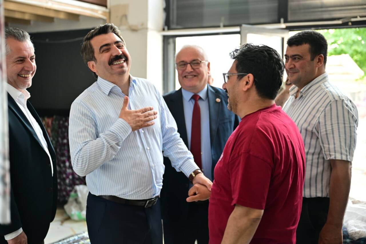 BAŞKAN OKTAY YILMAZ, ANADOLU MAHALLESİ'NDE ESNAFLA BULUŞTU