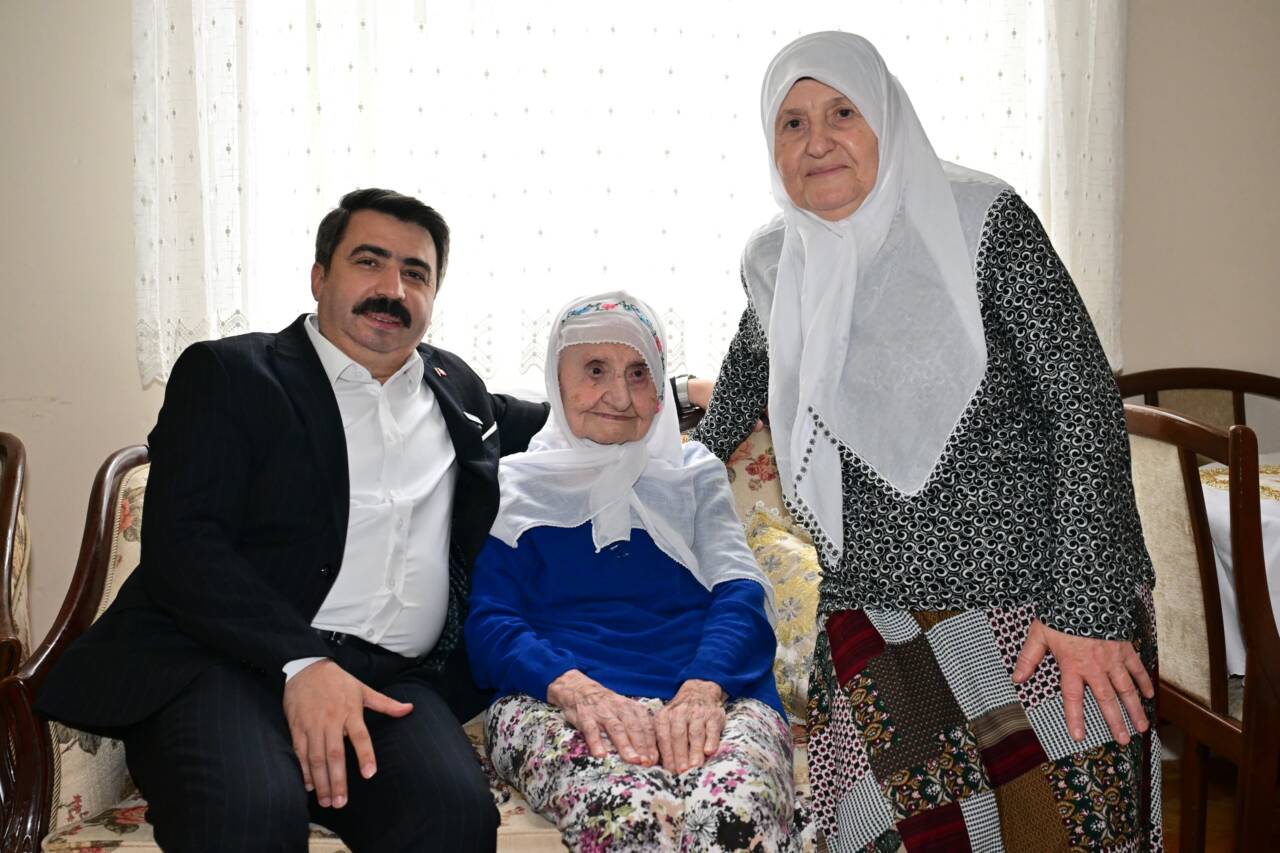 Fwd: [ BASIN BÜLTENİ- FOTOĞRAFLI ] YILDIRIM'DA GÖNÜL BELEDİYECİLİĞİ