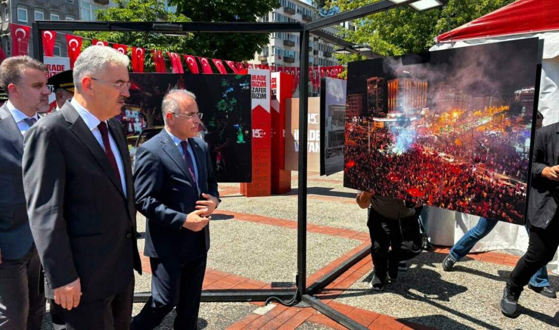 Bursa’da 15 Temmuz Anma Merkezi açıldı 15 Temmuz Demokrasi ve Milli Birlik Günü kapsamında Bursa’da düzenlenen