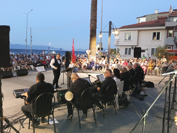 Mudanya TSM Korosu'ndan muhteşem yaz konseri 5 0ba27deb f227 42ef 90fa 778fd8915405