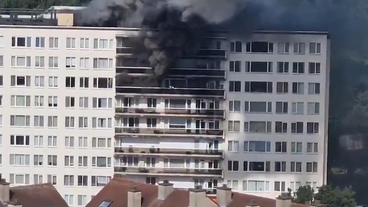 10 katlı apartmanda yangın! 6 ölü 1 10 katli apartmanda yangin 6 olu 3a4310c8acb9