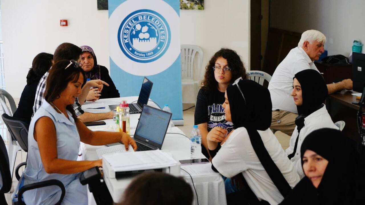 Bursa'da bir noktada daha ücretsiz tercih desteği 1 Fwd: BASIN BÜLTENİ: Kestel Belediyesi'nden Geleceğe Yön Verecek Ücretsiz Tercih Desteği Başladı