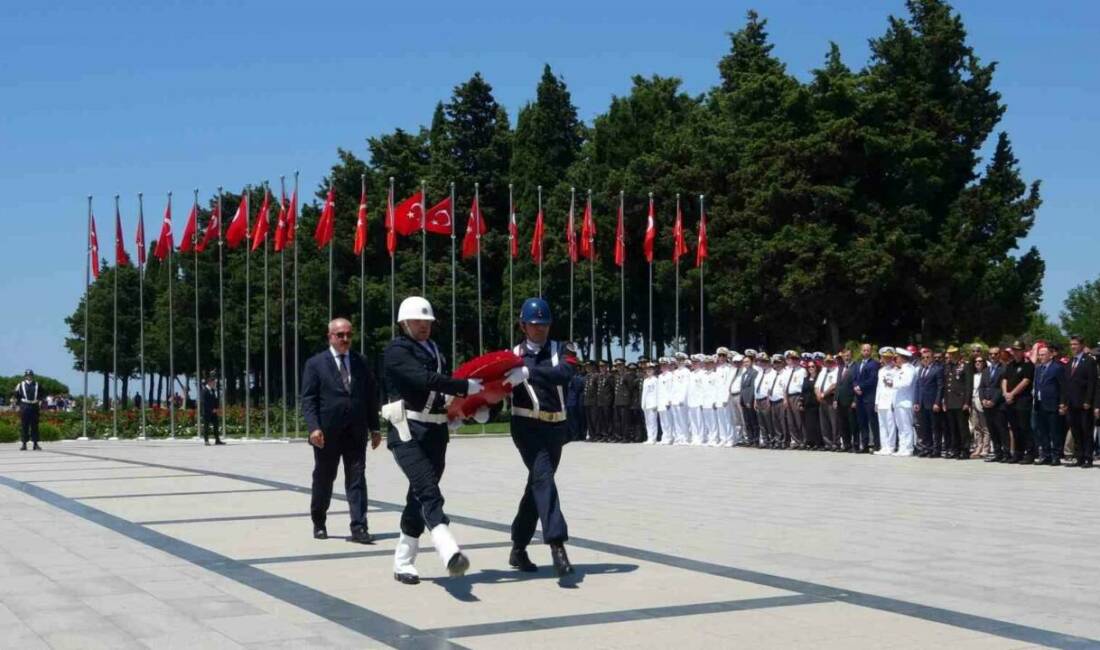 15 Temmuz şehitleri Şehitler Abidesi’nde anıldı Çanakkale Savaşları’nın yaşandığı Tarihi Gelibolu Yarımadası’ndaki Şehitler Abidesi’nde 15 Temmuz
