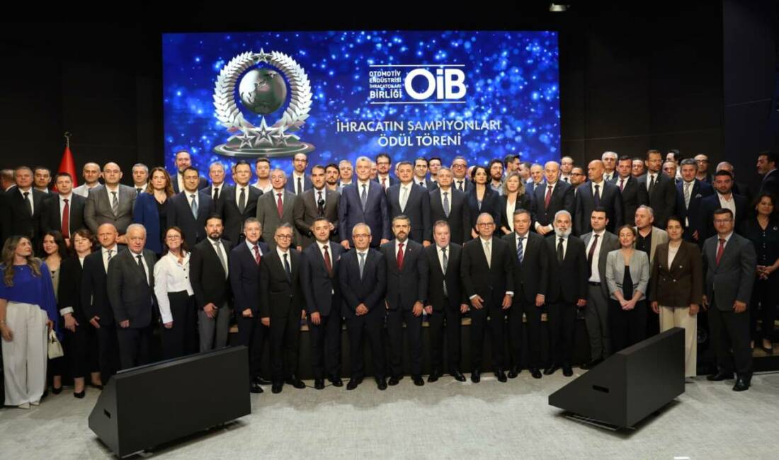 Bursa’nın 3 otomotiv devi Türkiye’nin ihracat şampiyonu Uludağ Otomotiv Endüstrisi İhracatçıları Birliği'nin (OİB) düzenlediği İhracatın Şampiyonları Ödül