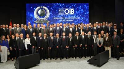Uludağ Otomotiv Endüstrisi İhracatçıları Birliği'nin (OİB) düzenlediği İhracatın Şampiyonları Ödül