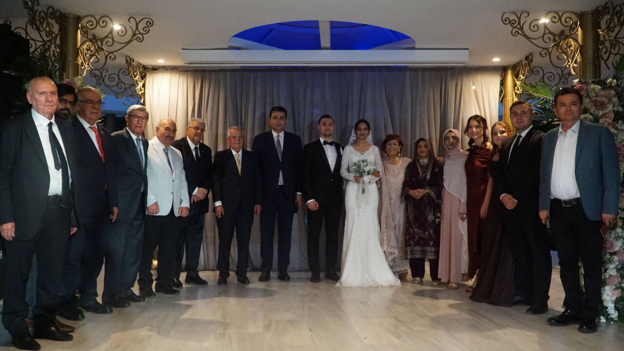Bursa'da Okur ve Khalid ailelerinin mutlu günü! 3 22 2