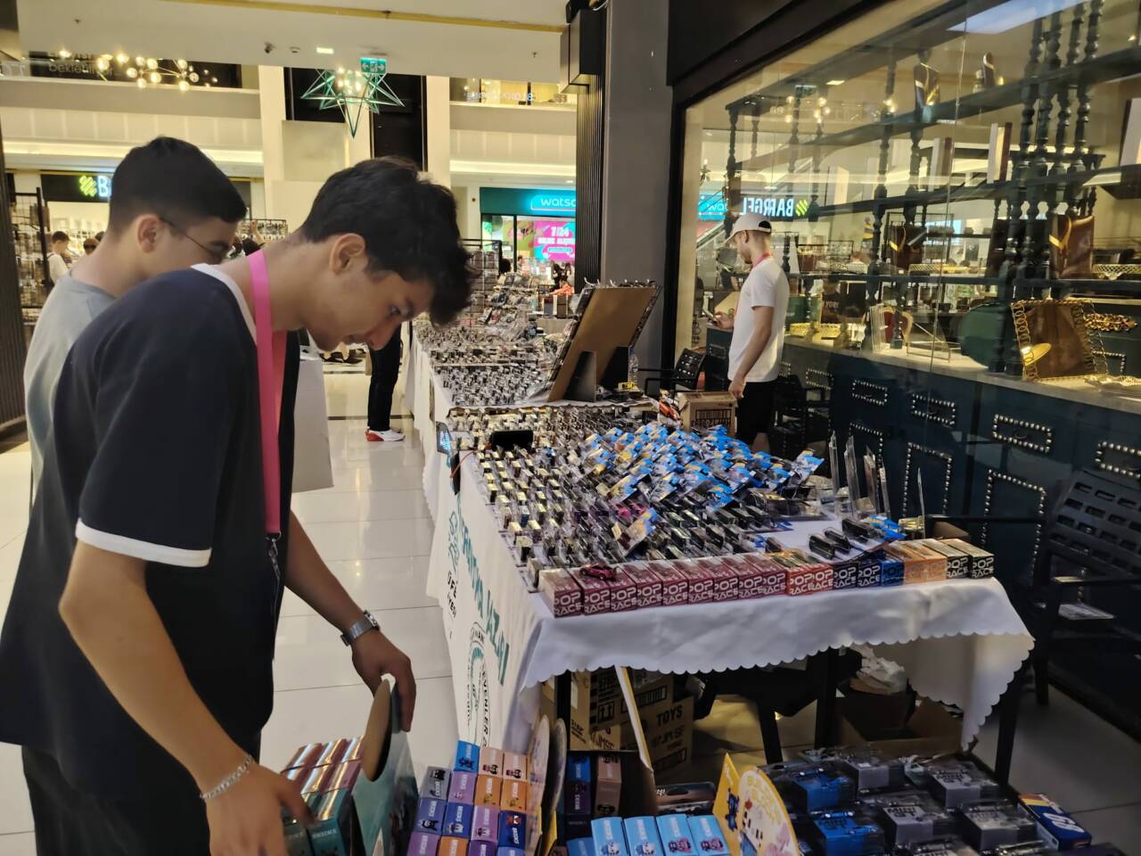 Bursa'da model araç çılgınlığı! Bu parça yurt dışından özel geldi, fiyatı şaşırttı... 2 24676940 dec2 4ca3 a895 a56021ce2425