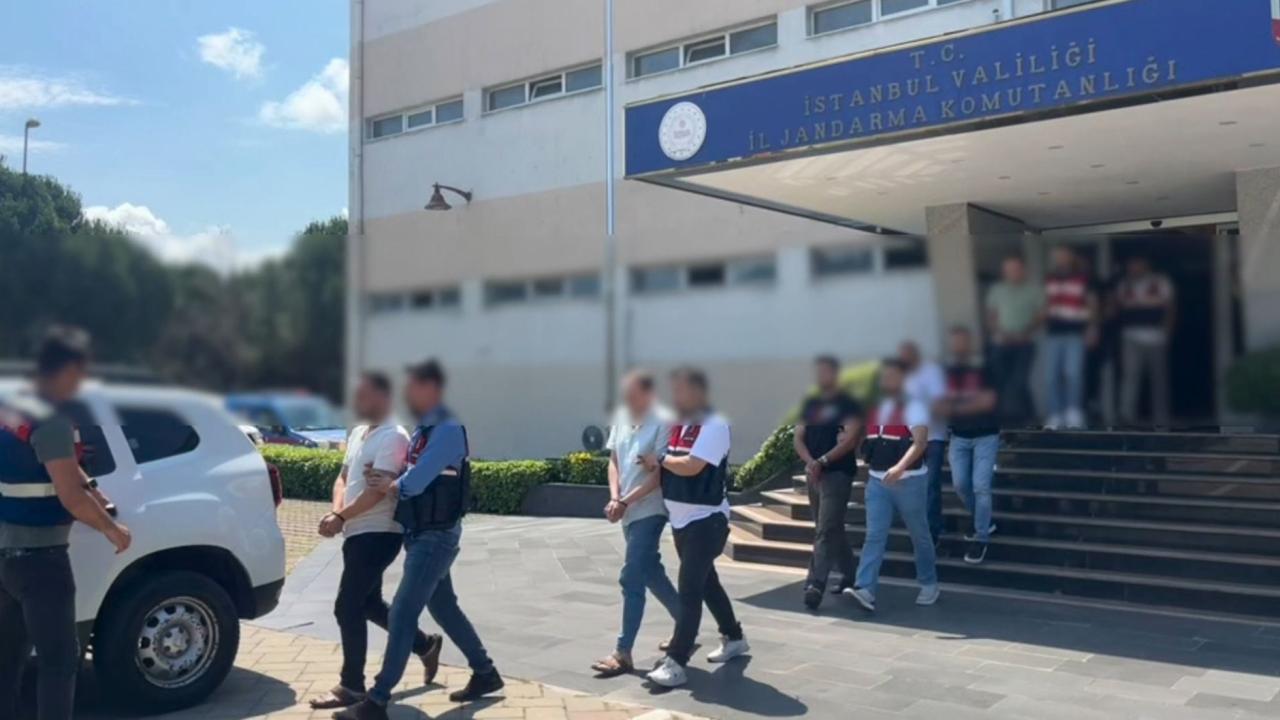 26 ilde göçmen kaçakçılığıyla mücadele kapsamında düzenlenen operasyonlarda 57 kişi